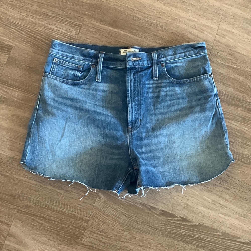 COPY - Madewell new with tags perfect jean shorts